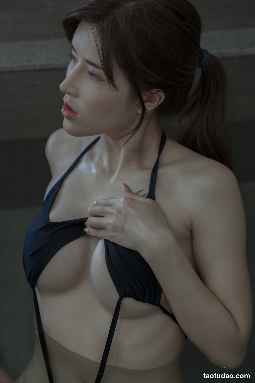 鹿八岁baby – 浴缸比基尼[40P+1V-515.5M]