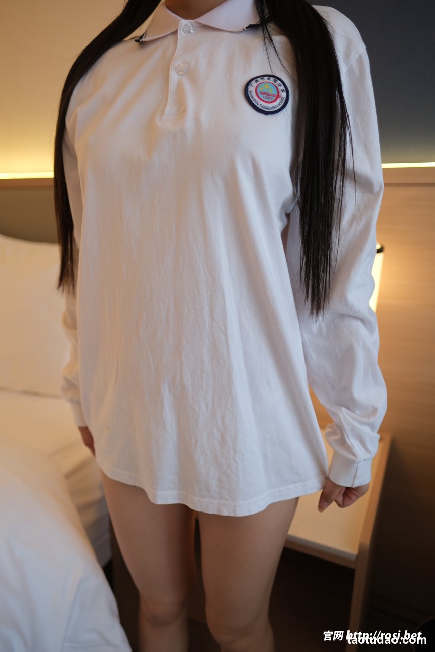 [ROSI写真]2025.12.02 NO.5111[153+1P／354MB]