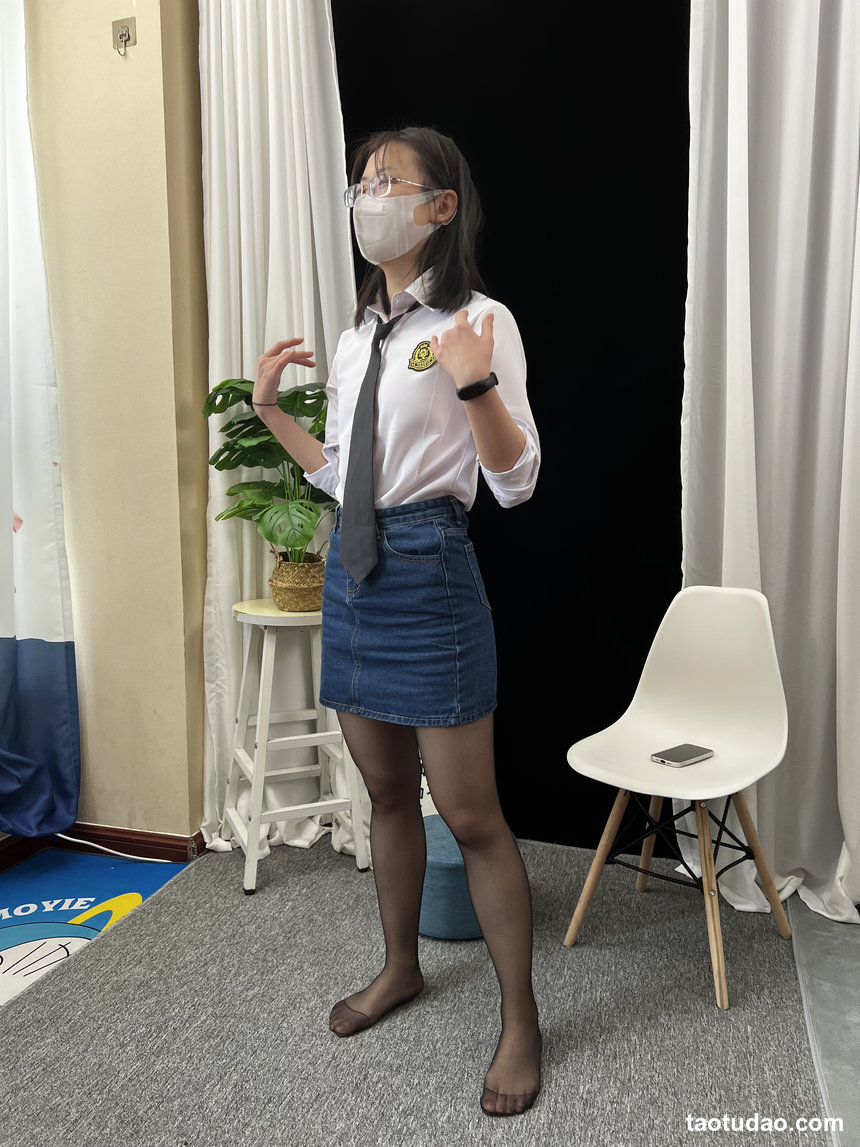 三禾摄影 No.048 牛仔裙 黑丝 高跟 [232P1V-2.74GB]