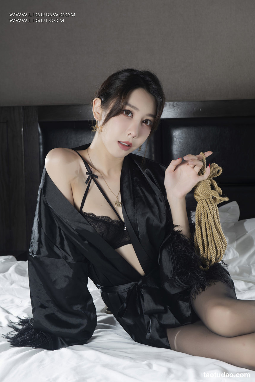 [Ligui丽柜] 2025.11.28《缚虐黑丝丽人》兔子 [67P-62MB]