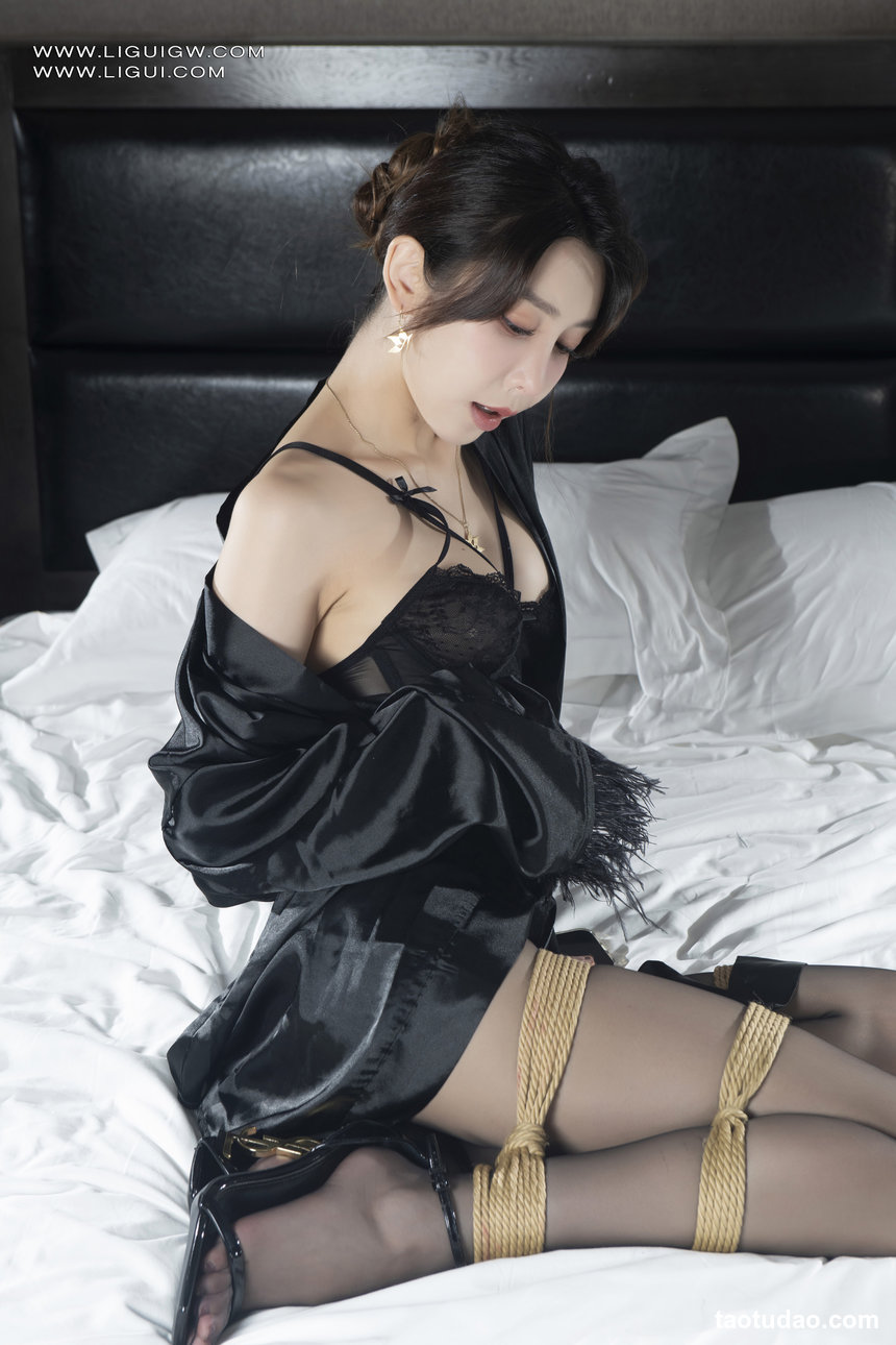 [Ligui丽柜] 2025.11.28《缚虐黑丝丽人》兔子 [67P-62MB]