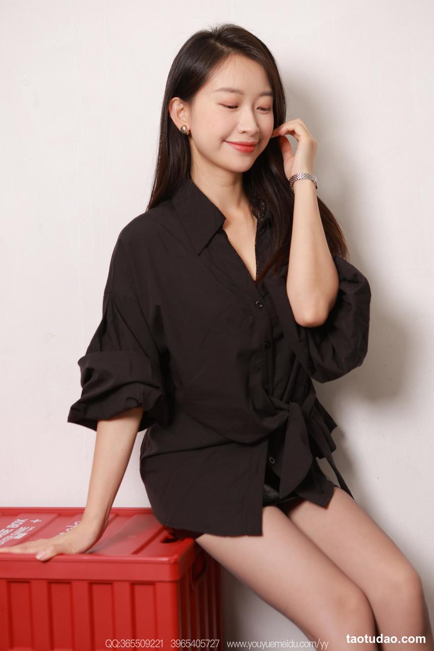 [IESS异思趣向] 2025.10.20 丝享家 2189 小婕《时尚女郎》[91P-89MB]