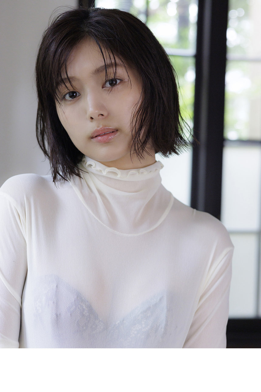 北野瑠華　ESCAPE ENTAME36℃デジタル写真集