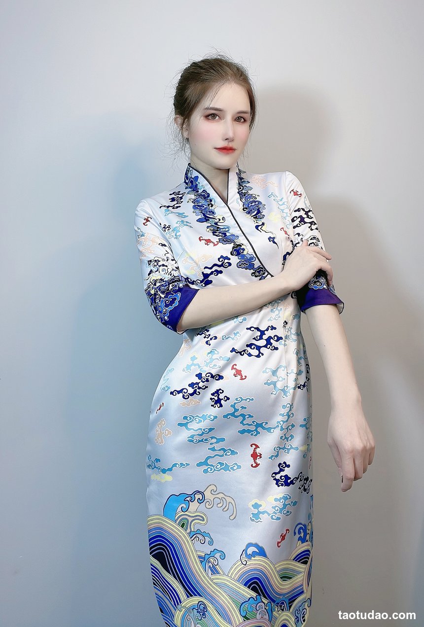 鹿八岁baby – 海航中式旗袍空姐[28P+1V-1.36G]