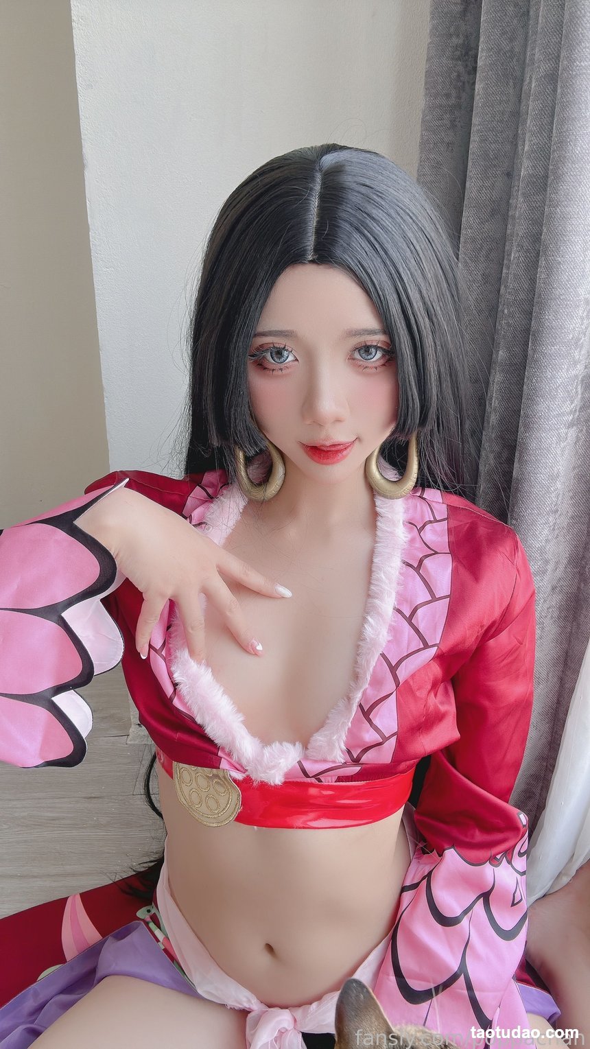 PoppaChan – Boa Hancock[52P+6V-147.1M]