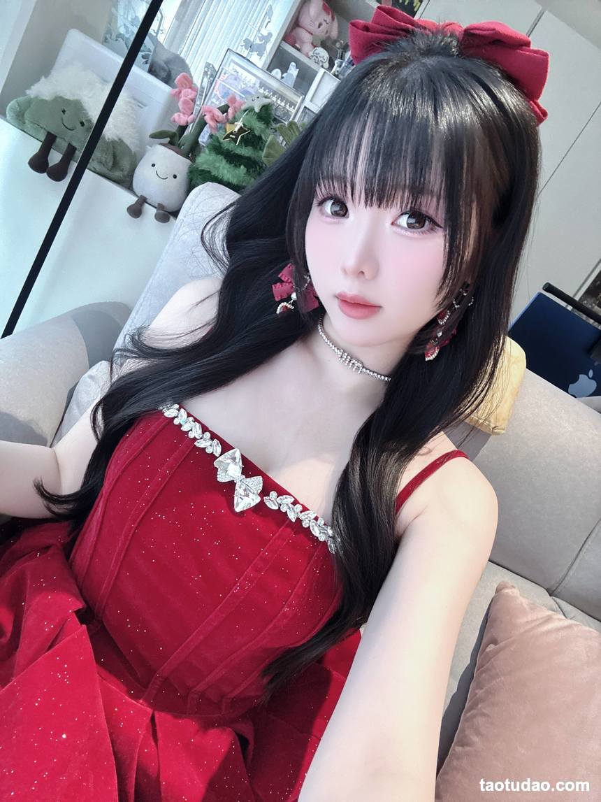 霜月shimo – 2025 Present 01[23P-36M]