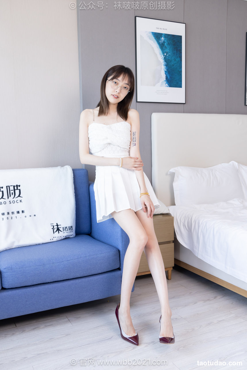 BoBoSocks袜啵啵 No.621 稚予-高跟鞋、浅灰色船袜、裸足 [140P1V-5.18GB]