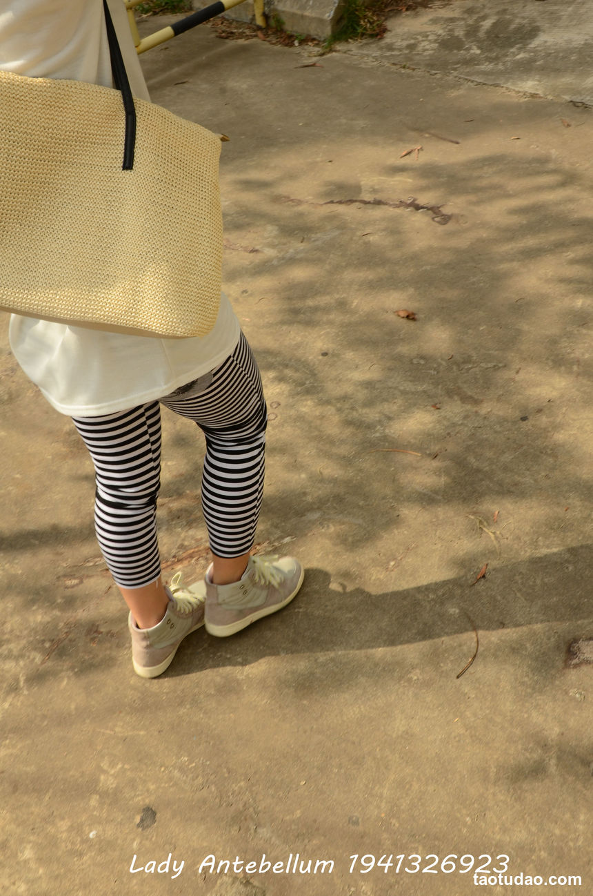 [战前女神] 恋足美腿棉袜女神级摄影套图 013 [134P-198MB]