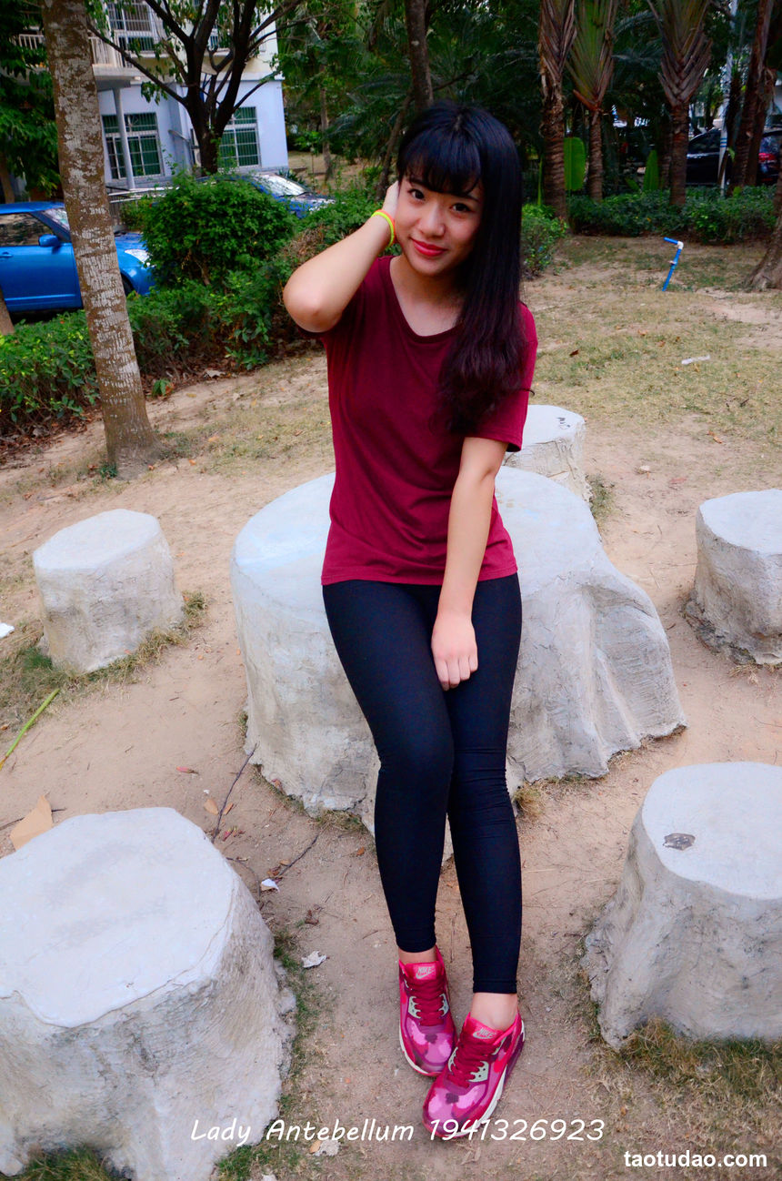 [战前女神] 恋足美腿棉袜女神级摄影套图 020 [38P-87MB]