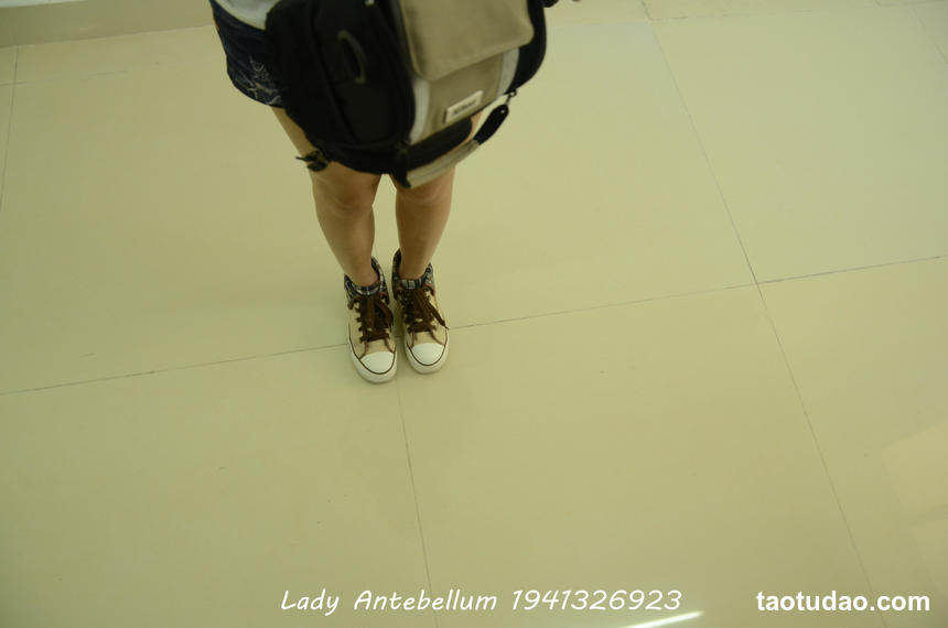 [战前女神] 恋足美腿棉袜女神级摄影套图 065 [111P-133MB]