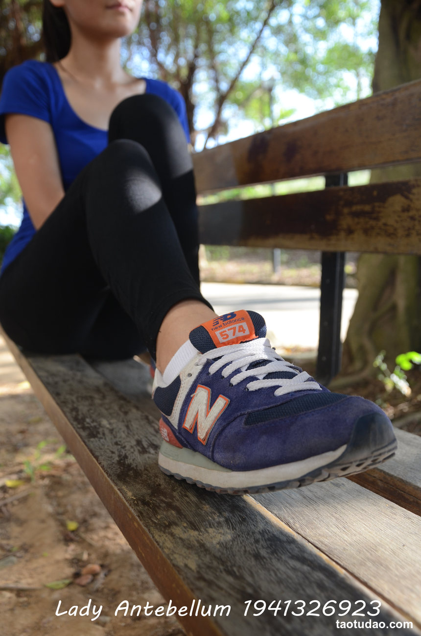 [战前女神] 恋足美腿棉袜女神级摄影套图 113 [102P+187M]