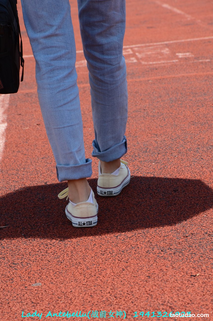 [战前女神] 恋足美腿棉袜女神级摄影套图 135 [232P+338M]