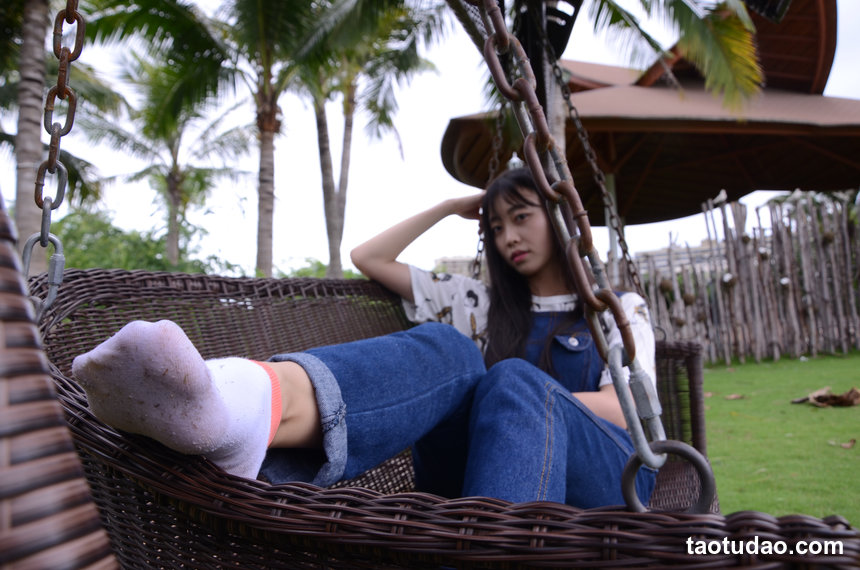 [战前女神] 恋足美腿棉袜女神级摄影套图 142 [272P+767M]