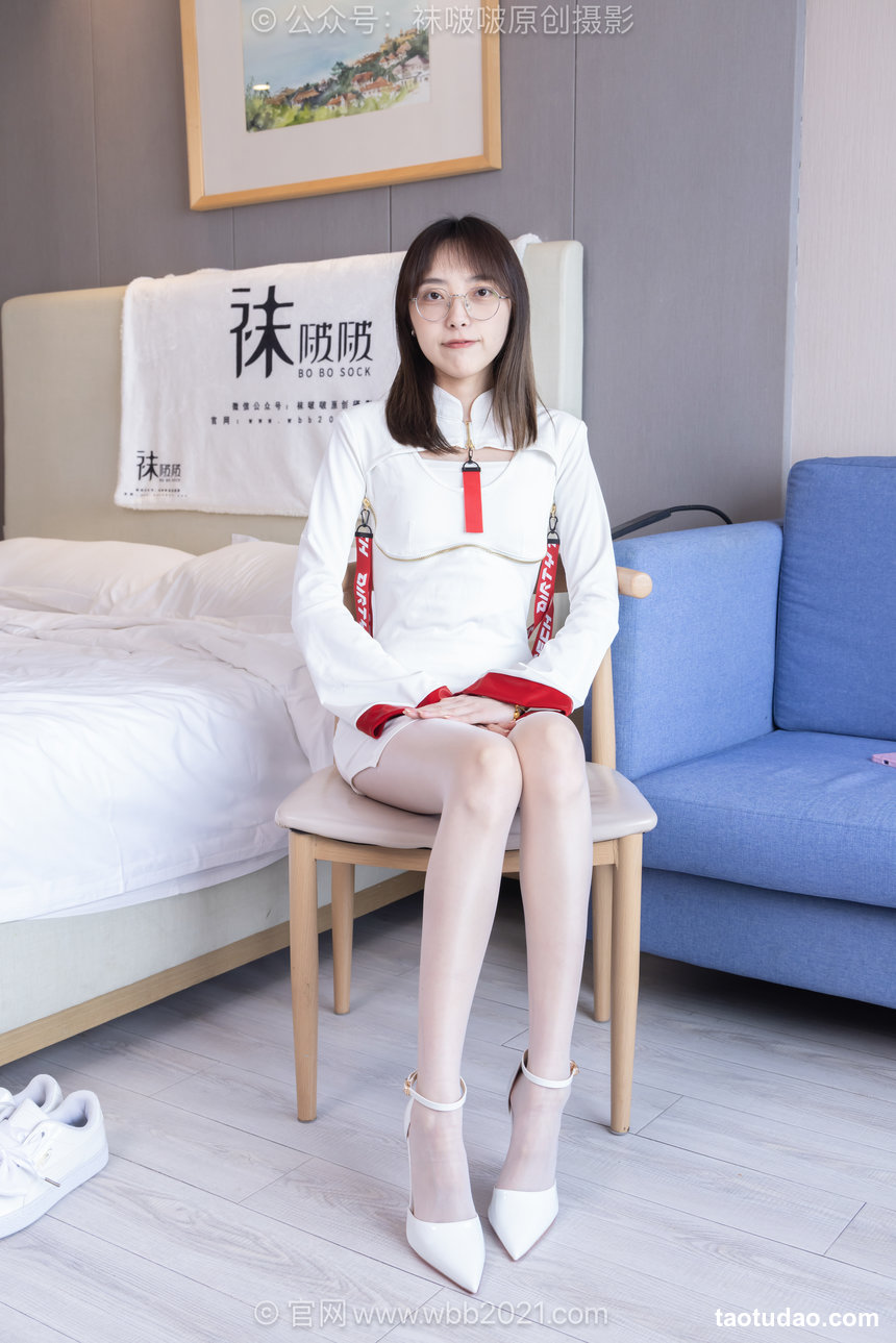 [BoBoSocks袜啵啵]NO.627 稚予-高跟鞋、板鞋、油亮薄白丝[145P+1V／5.86GB]