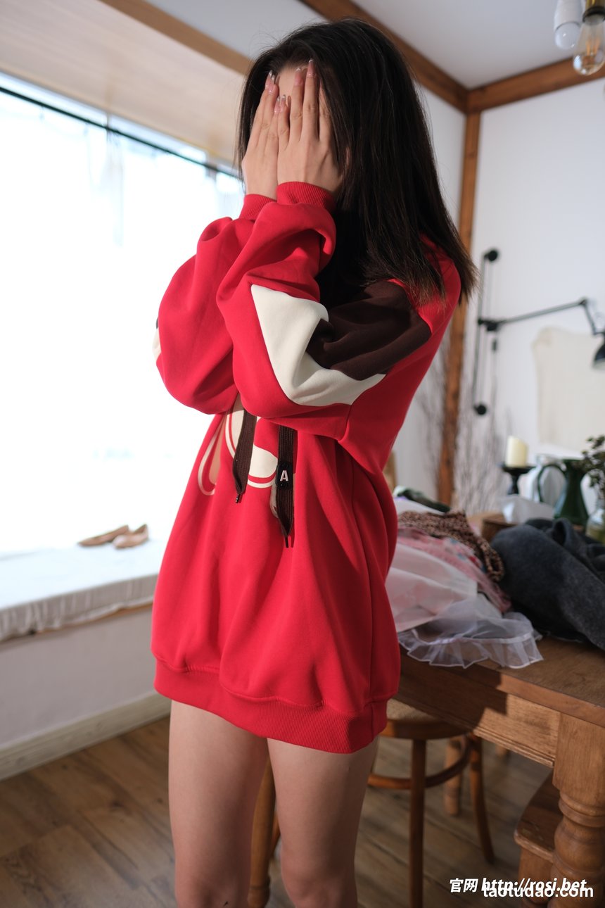 [ROSI写真]2025.12.21 NO.5130[106+1P／239MB]