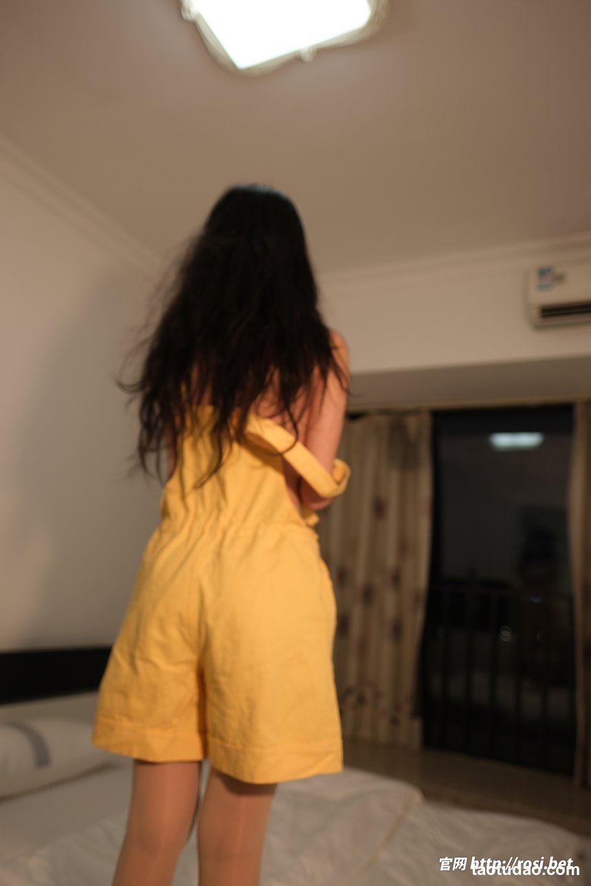 [ROSI写真]2025.12.31 NO.5140[63+1P／157MB]