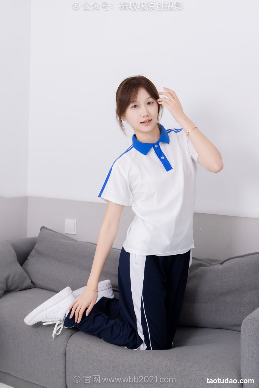 BoBoSocks袜啵啵 No.633 香菜-板鞋、白棉袜、裸足、校服 [191P1V-6.63GB]