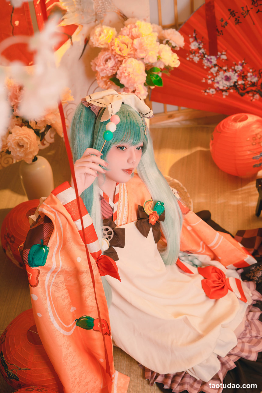 Messie Huang –  Miku [76P-640.4M]