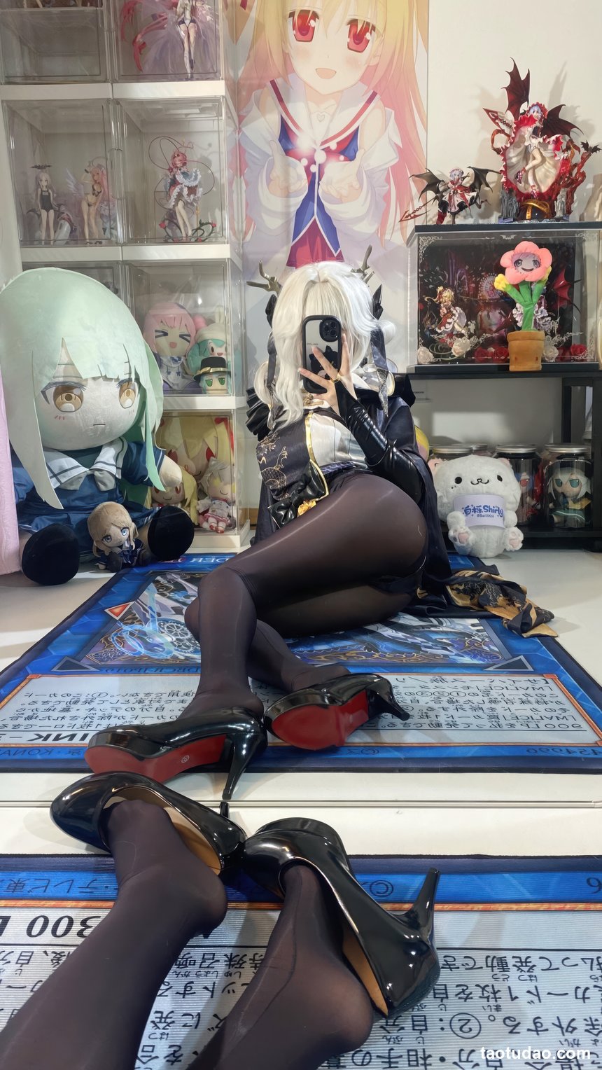 白栎Shirly –  Nikke 布兰儿[130P+27V-3.24G]