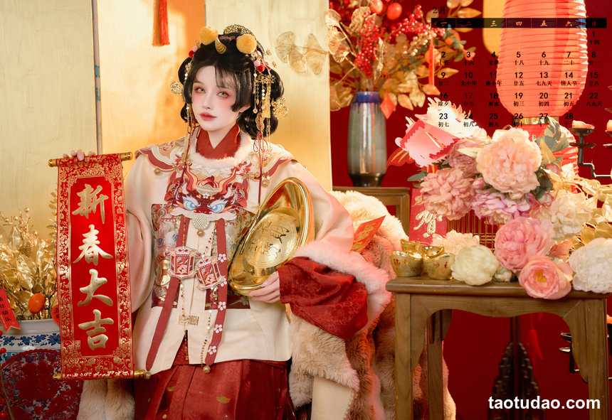 鹿八岁baby –  2026精选日历壁纸[12P-352M]