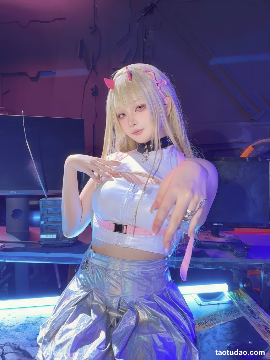 屿鱼 –  Nikke胜利女神 毒蛇原皮[86P-1.02G]