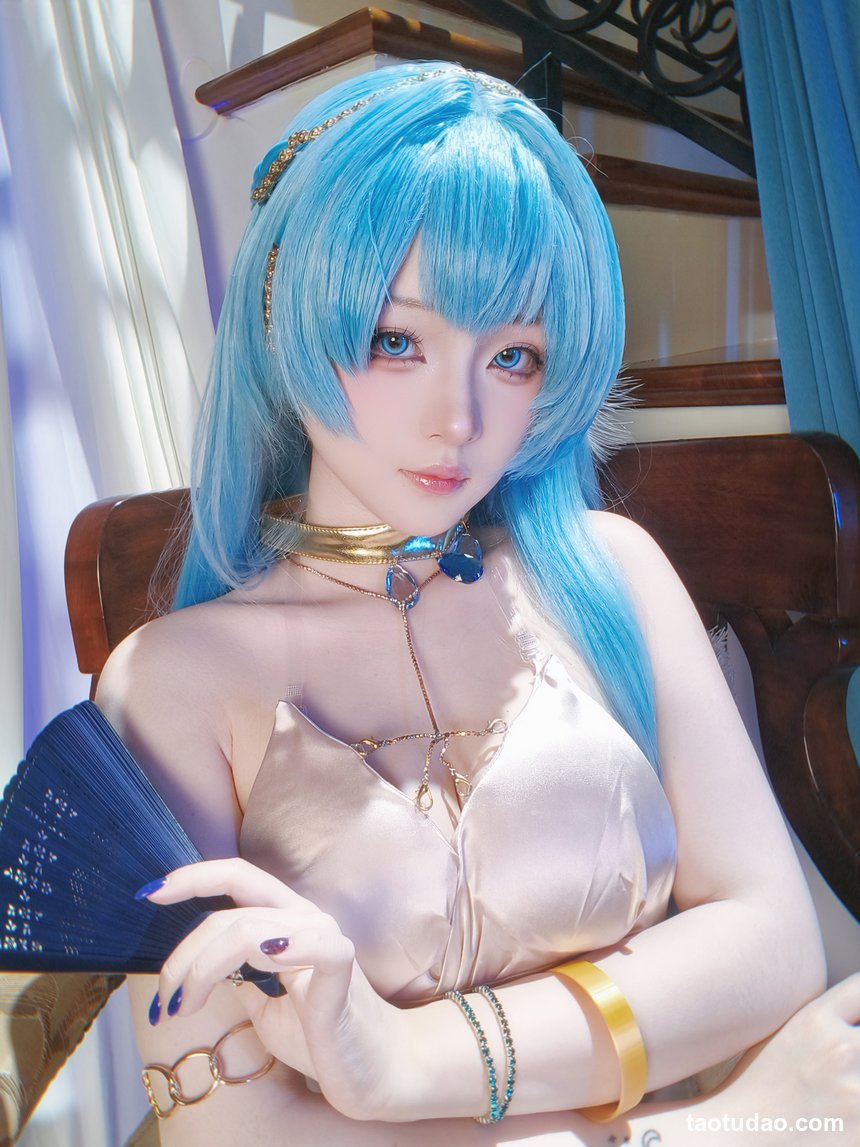 屿鱼 –  Nikke胜利女神 海伦礼服[60P-535.6M]