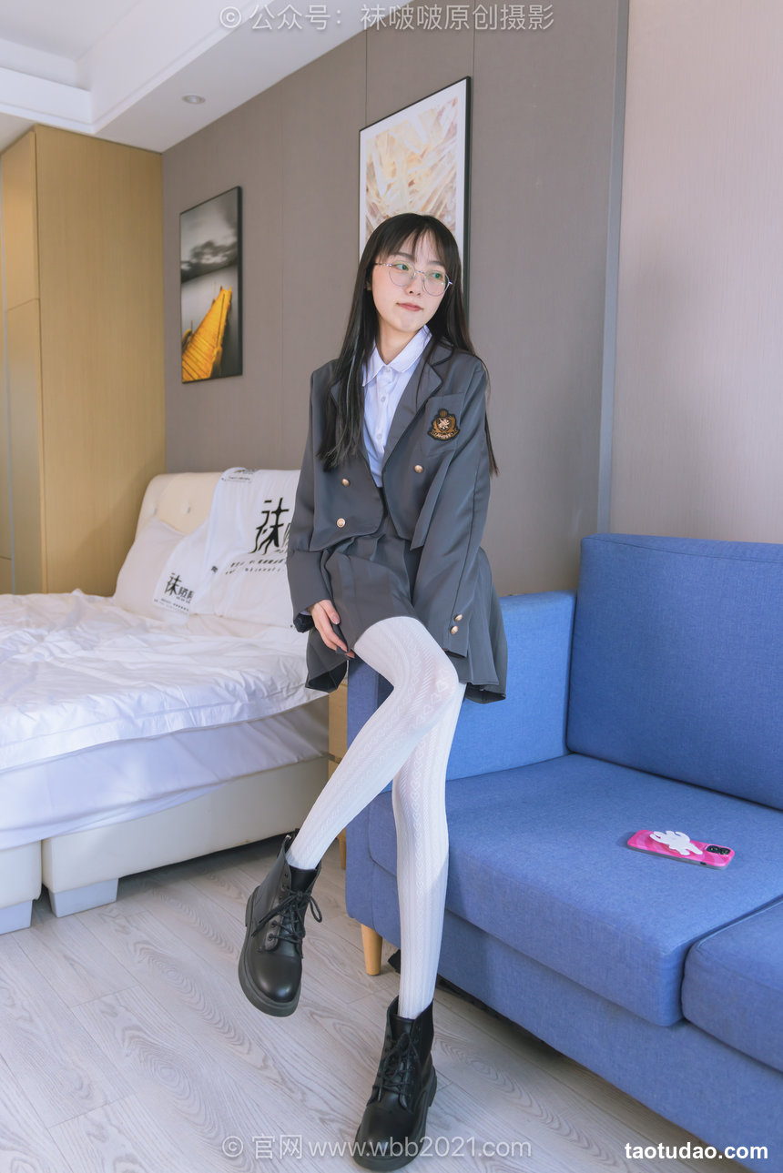 BoBoSocks袜啵啵 No.637 稚予-短靴、厚白丝、学院风 [140P1V-5.69GB]