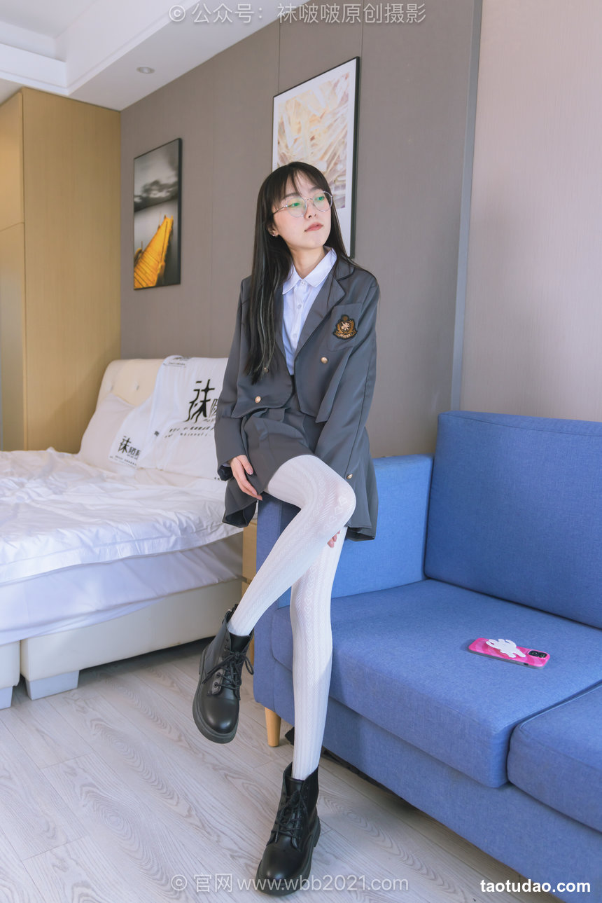 BoBoSocks袜啵啵 No.637 稚予-短靴、厚白丝、学院风 [140P1V-5.69GB]