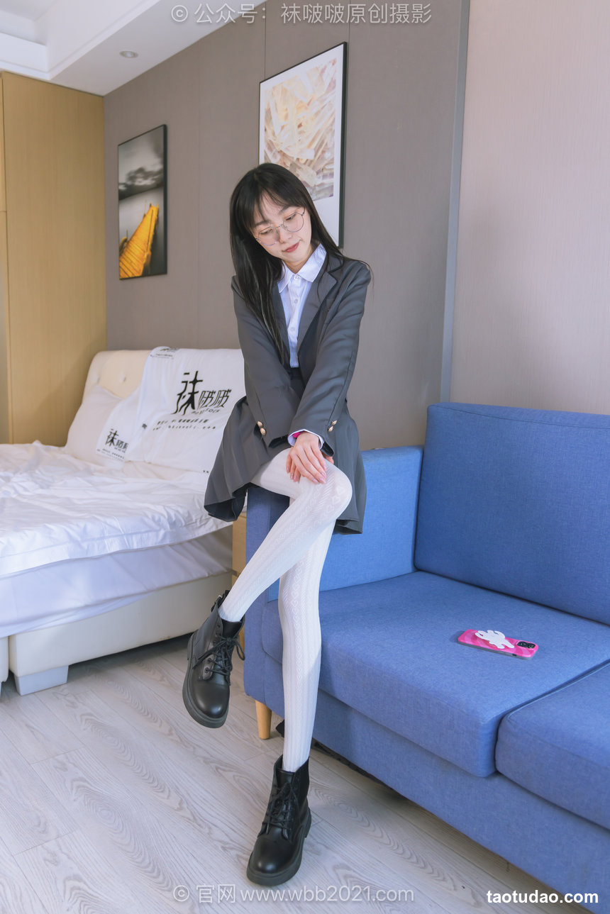 BoBoSocks袜啵啵 No.637 稚予-短靴、厚白丝、学院风 [140P1V-5.69GB]