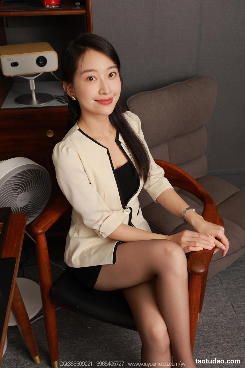 [IESS异思趣向] 2025.10.28 丝享家 2196 小婕《温柔OL风》[104P--104.2M]