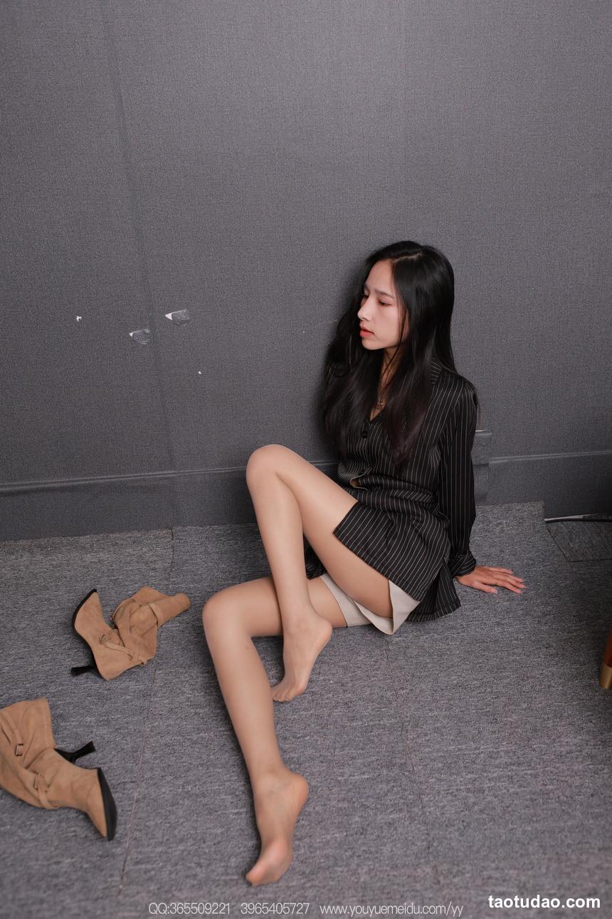 [IESS异思趣向] 2025.12.05 丝享家 2229 美子《长靴肉丝（下）》[94P-93MB]