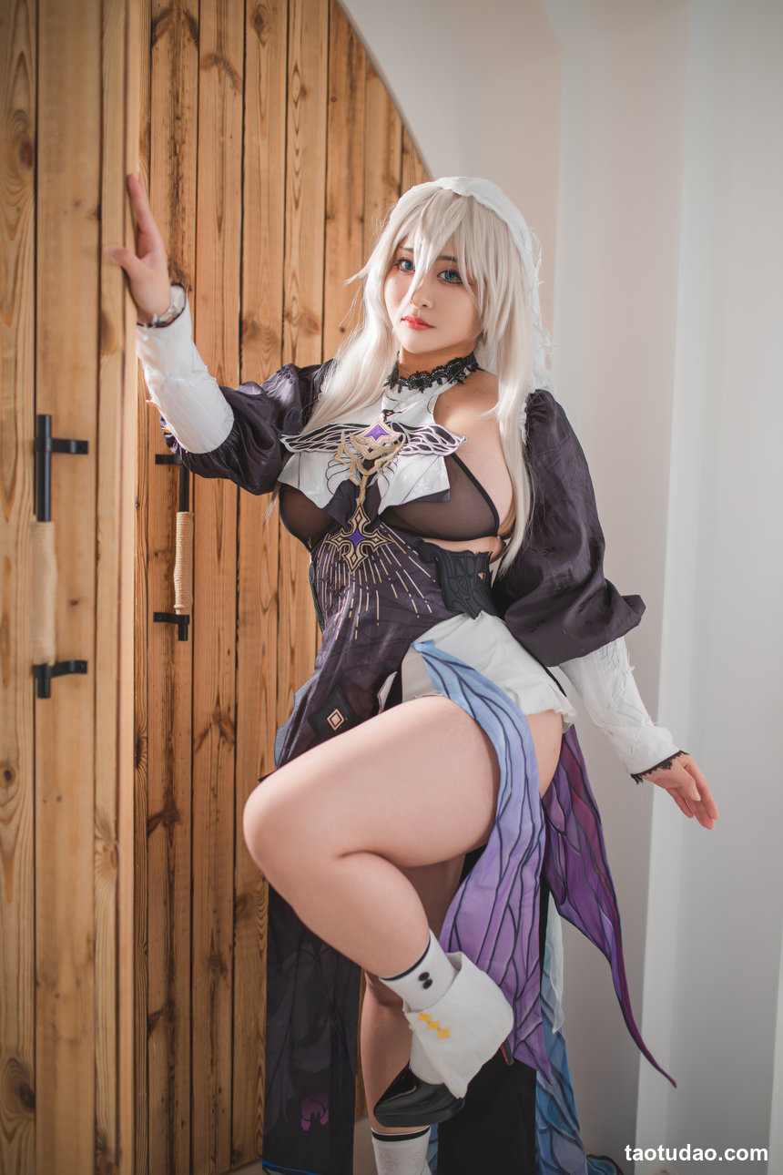 洛璃 LoLiSAMA –  崩坏3 阿波尼亚[72P-834.2M]