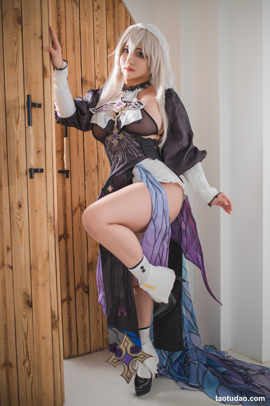 洛璃 LoLiSAMA –  崩坏3 阿波尼亚[72P-834.2M]