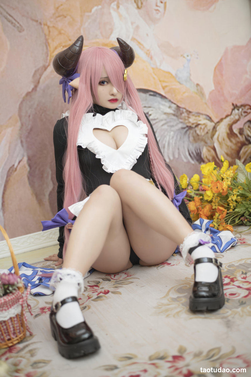 洛璃 LoLiSAMA –  碧蓝幻想 娜露梅亚女仆[37P-505.3M]