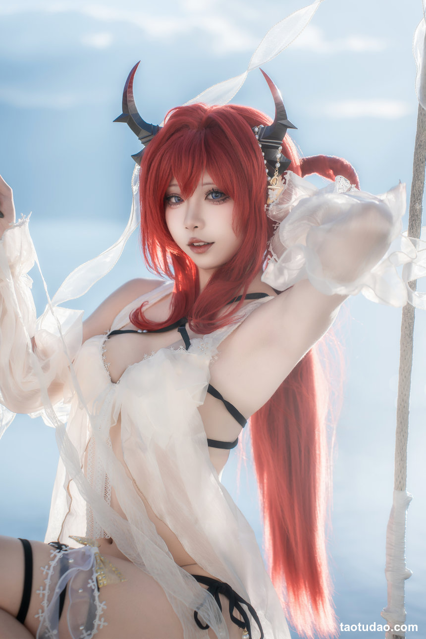 纸悦Etsu_ko –  明日方舟 史尔特尔泳装[35P-395M]