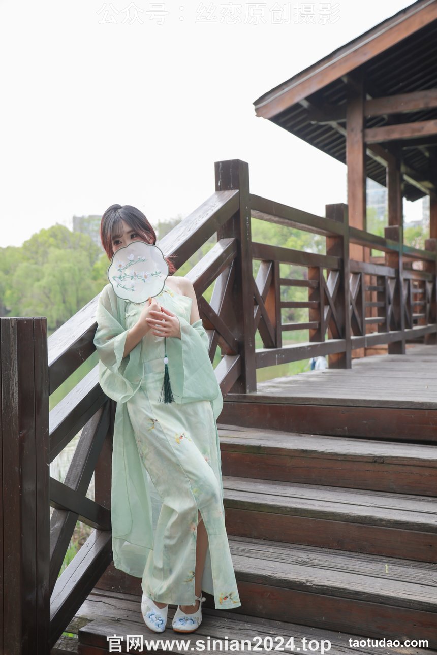 丝恋摄影 NO.040 小梦-古装汉服  白色绣花鞋 超薄肉丝 金色脚链[276P+1V／5.51GB]