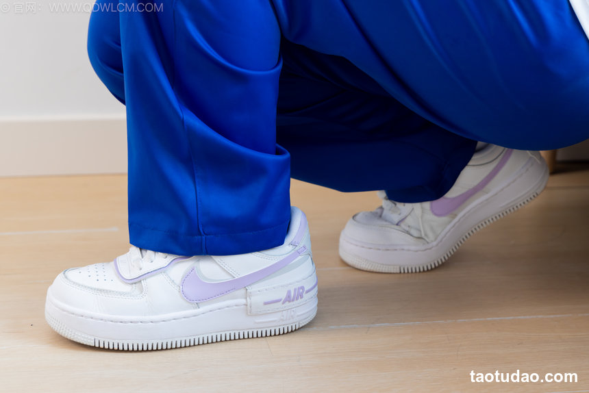 物恋传媒 No.2576 萌萌-板鞋、白棉袜、裸足、校服 [153P1V-3.51GB]