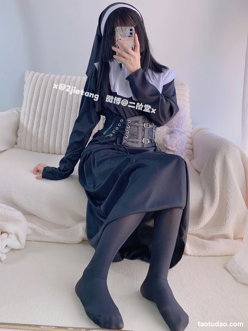 二阶堂 (宅绘子) – NO.032 修女[62P-2V-216.3M]