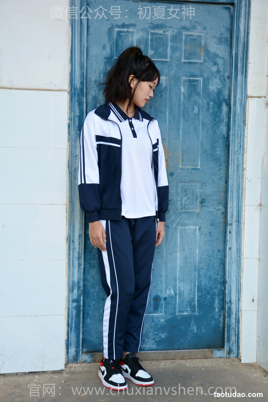 初夏女神 No.303 大头 记忆之门 [100P1V-4.86GB]