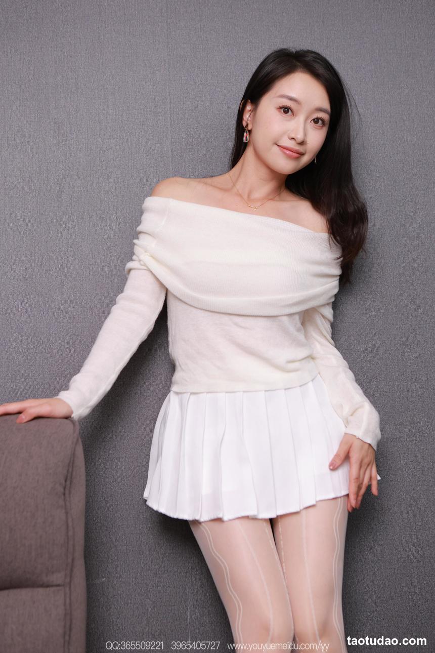 [IESS异思趣向] 2025.12.13 丝享家 2236 小婕《白丝透粉（下）》[93P-115MB]