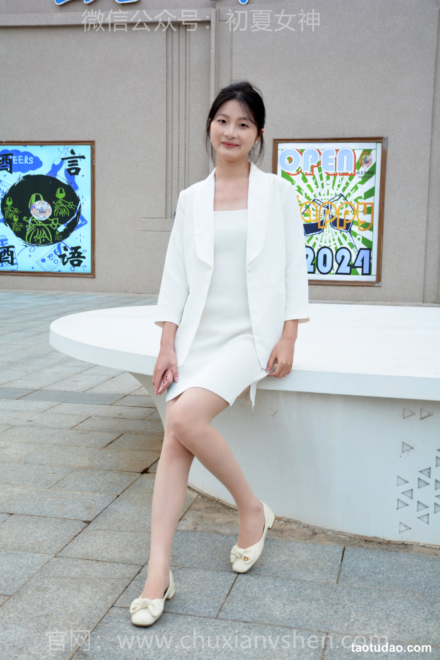 初夏女神 No.305 安妮 纯净如雪 [100P1V-4.01GB]