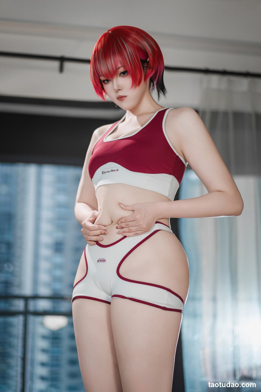 Natsuko夏夏子 – GQuuuuuuX 玛秋 [74P-301MB]