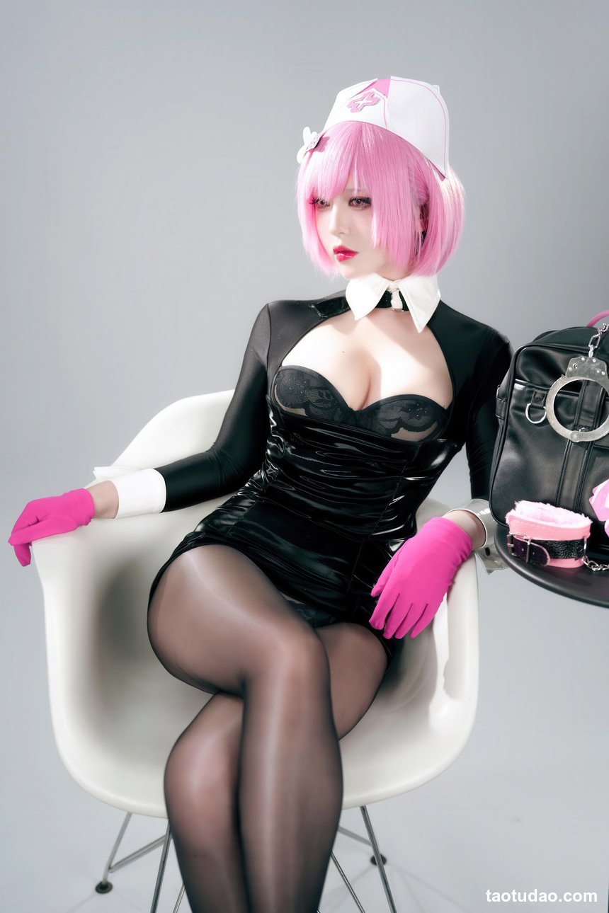 半半子 – 王医生 [56P-311MB]