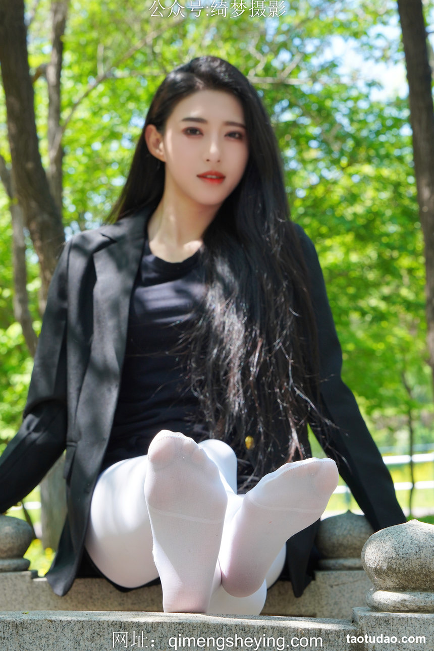 绮梦摄影 - 第332 佳佳 （花絮视频版）【图包+视频】[150P+2V-5.52G]