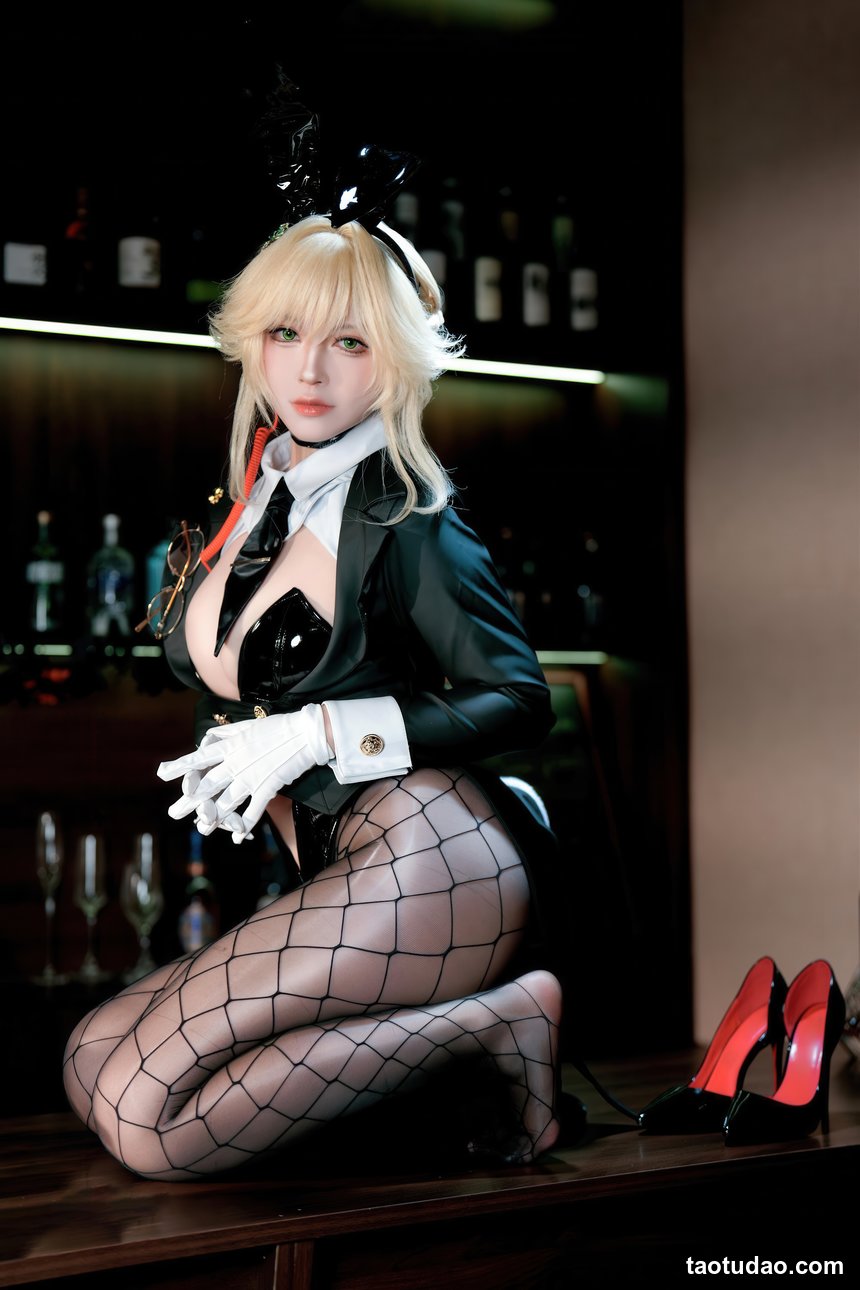 半半子 –  愛德ェントバニー[62P-375MB]