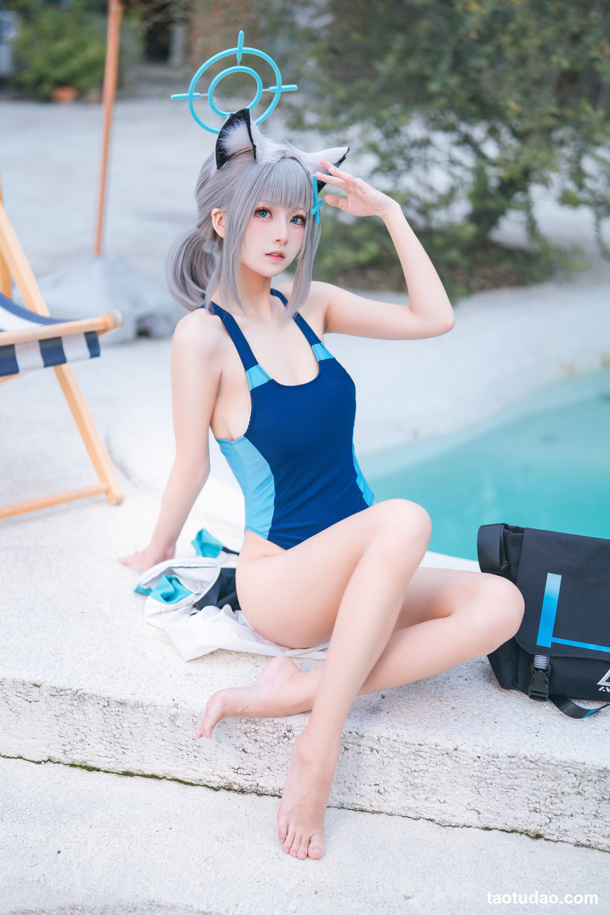 九柒喵 –  蔚蓝档案 砂狼白子泳装[34P-454.2M]