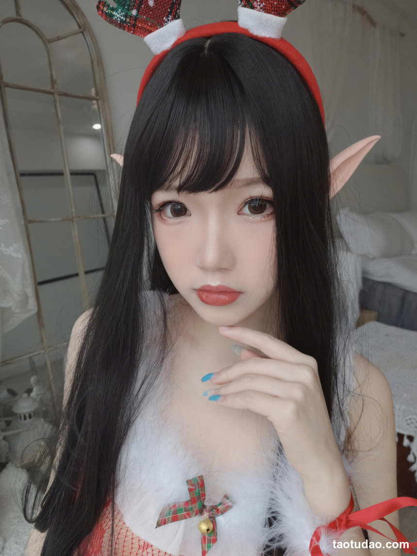 雪晴Astra –  2020圣诞节自拍[140P-371.3M]