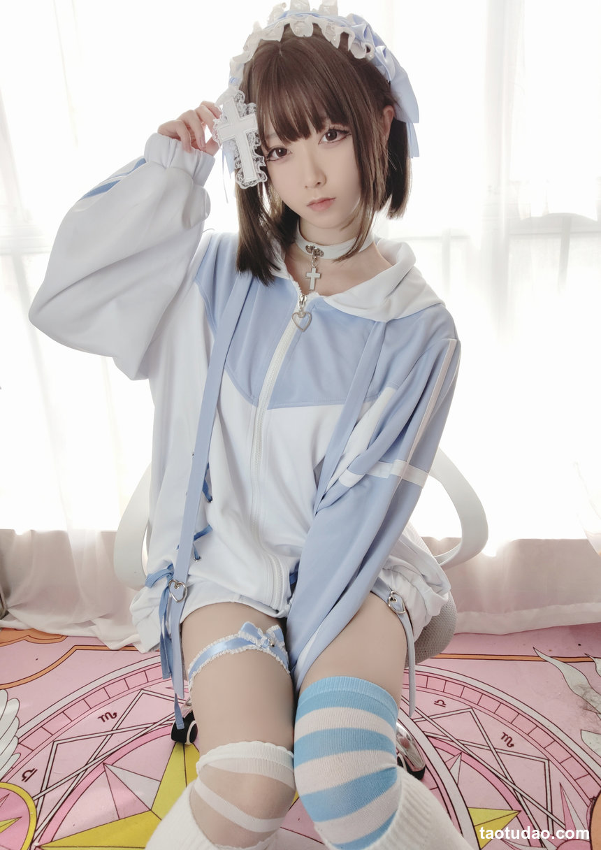 朝霧愛 – NO.009 常服[24P-80.9M]