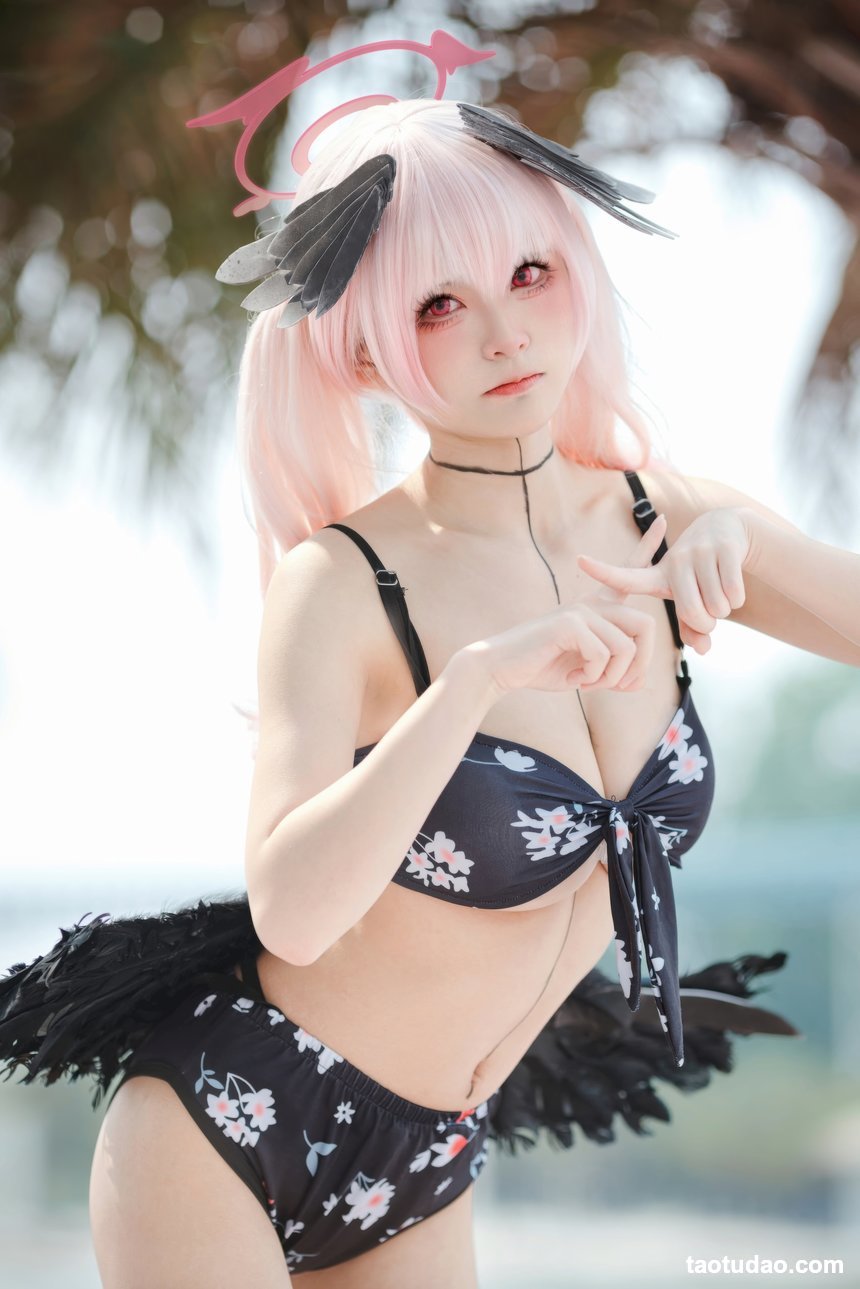 九柒喵 – 碧蓝航线 小春泳装 [27P-133MB]