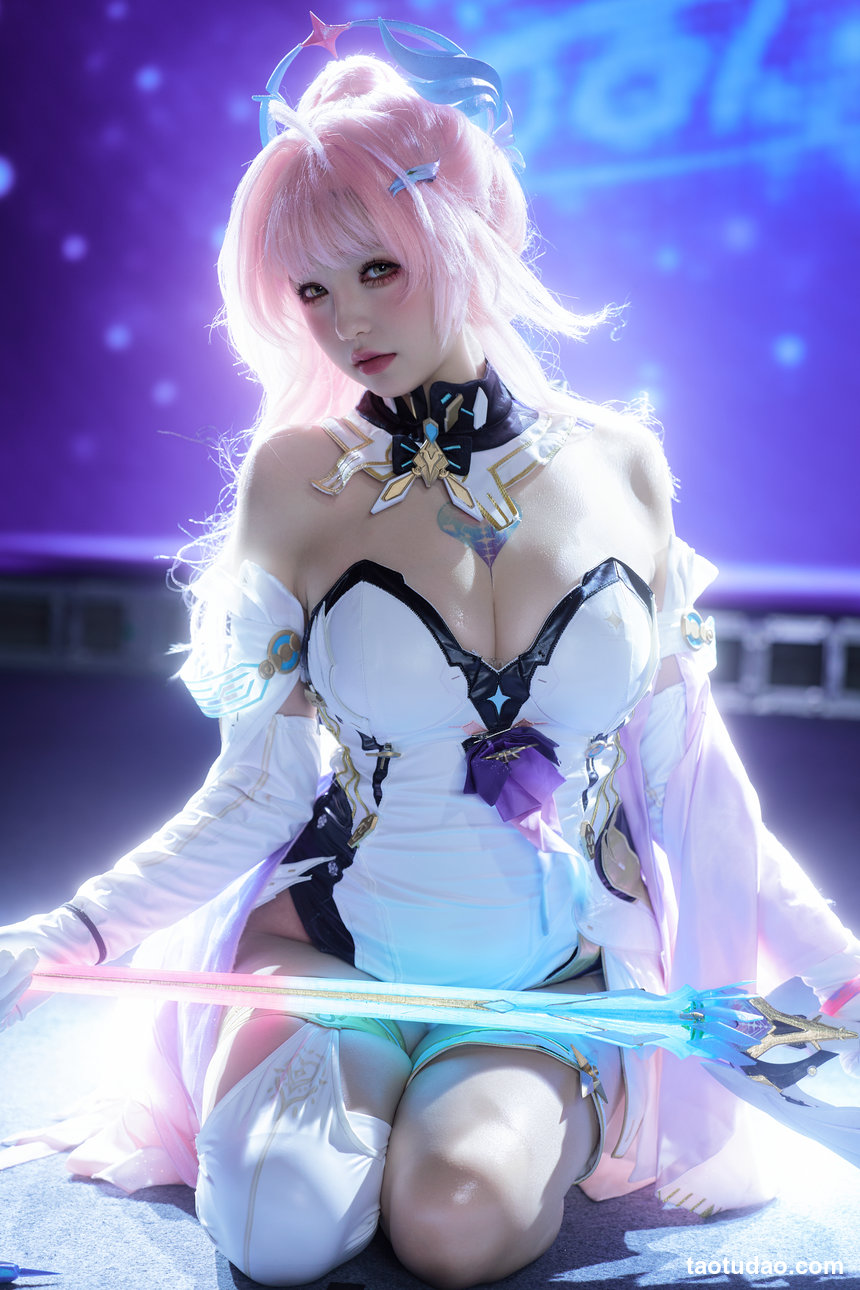 阿薰kaOri –  爱弥斯 [476P+13V-7.98GB]